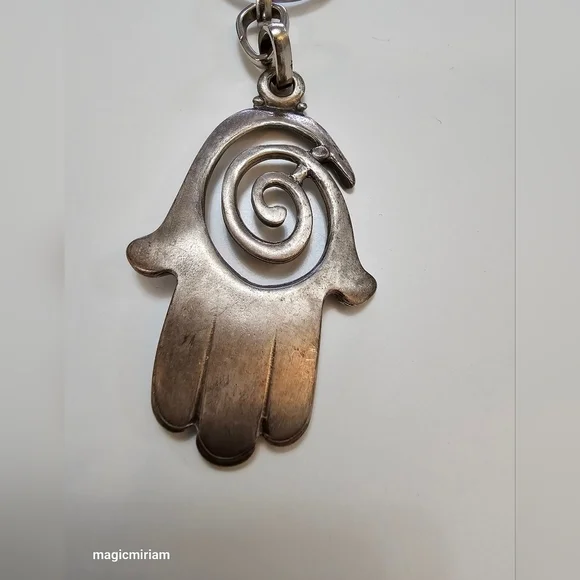 Hamsa Keychain - Picture 2 of 2